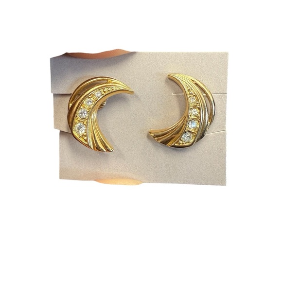 Avon “Crescent Sparkle” Goldtone Clip Earrings NIB vintage 1986 - Picture 1 of 4